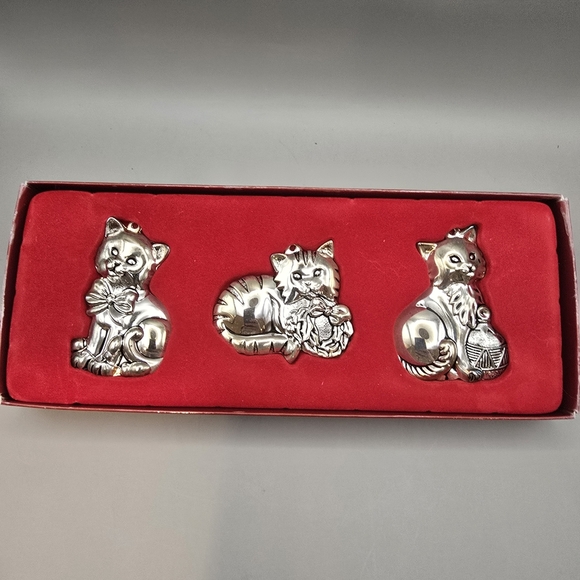 Gorham Silver-plated Cats Holiday Christmas Tree Ornaments, Set of 3 kittens NEW - Picture 2 of 6